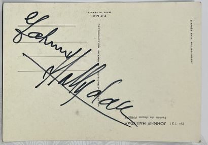 null Réunion de trois cartes postales de Johnny Hallyday avec autographe manuscrit...