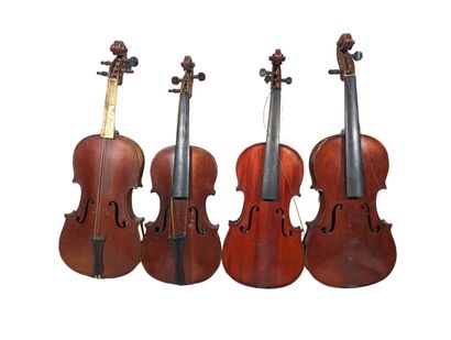 Lot de 4 violons dont un 3/4, deux 1/2 et...