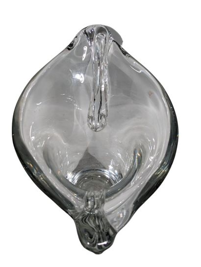 null DAUM
Grand vase en cristal à deux prises. Signé.
Hauteur : 26 cm