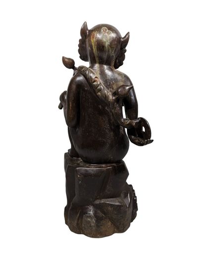 null "Le dieu Hanuman tenant une liane et un tsuba"
Sujet en bronze à patine brune
Hauteur...