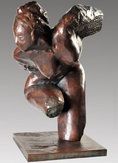 NIZAM Nu de femme, groupe en bronze numéroté 1/4 Haut. : 64 cm - Larg. : 42 cm -...