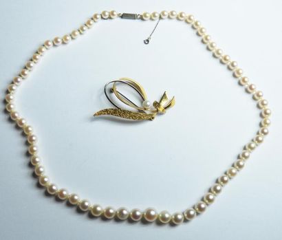 null Collier de perles fermoir et chaîne de sécurité, broche en or 7,5 g 