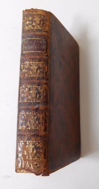 null Dictionnaire médicinal... Joint les maladies des Chevaux - Paris 1757