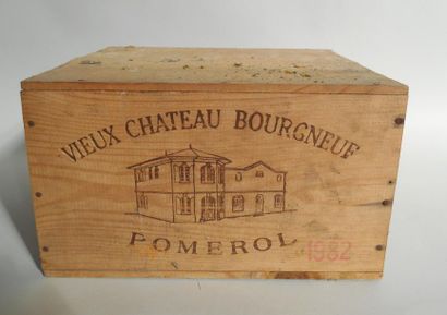 null 6 bouteilles POMEROL Vieux Chateau Bourgneuf 1982 (caisse bois d'origine) 