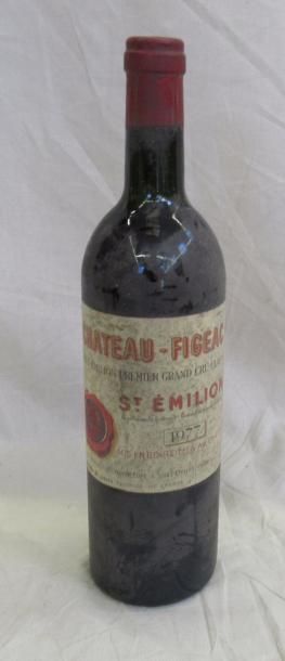 null 1 bouteille de CHATEAU FIGEAC 1977 