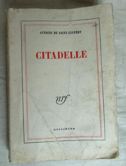 null SAINT-EXUPERY. Citadelle. Paris, Gallimard, 1948, in-8, broché, 531 pages, exemplaire...