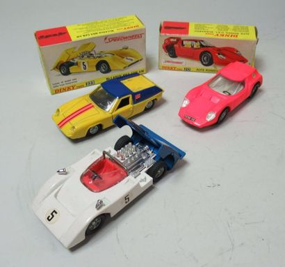 null DINKY TOYS (fabrication anglaise) - Lotus Europa (n°218), Maclaren M8A CAN (n°223),...