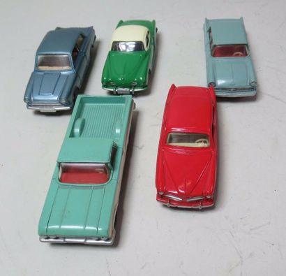 null DINKY TOYS (fabrication anglaise) - Ford Cortina, Volkswagen Karmann GHIA, Chevrolet...
