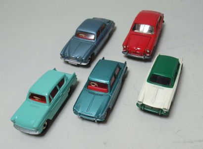 null DINKY TOYS (fabrication anglaise) - Ford Anglia 155, Triumph Vitesse, Triump...