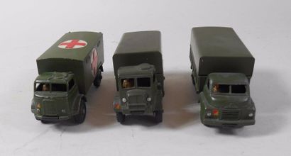 null DINKY TOYS (fabrication anglaise) - Camion 3 Tonnes Army Wagon (n°621), Army...