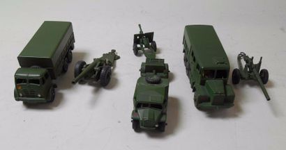 null DINKY TOYS et DINKY SUPERTOYS (fabrication anglaise) - 10 tonnes Army Truck...