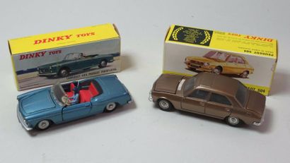 null DINKY TOYS - Peugeot 504 Made in Spain (n°1452), Peugeot 404 cabriolet Pinin...