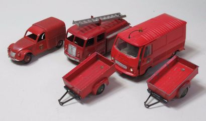 null DINKY TOYS - Pompiers : Fourgon Peugeot J7, Citroen 2 CV Mecano (n°25D), 2 remorques...