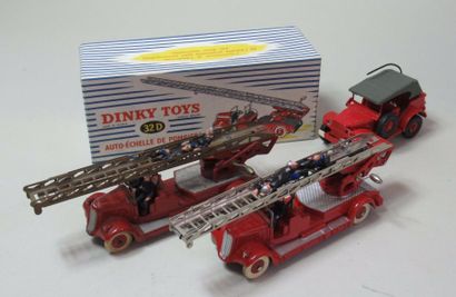 null DINKY TOYS - 2 x Auto échelle Delahaye Pompier (n°32 B et 32 D), Commande Car...