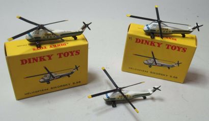 null DINKY TOYS - 2 x hélicopètres Sikorsky S.58 (n°60D) et un sans boite 