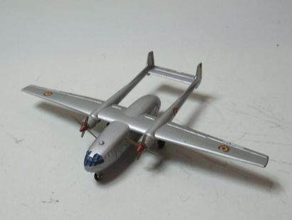 null DINKY SUPERTOYS - 1 avion "Nord Atlas" 804 (sans boite) 