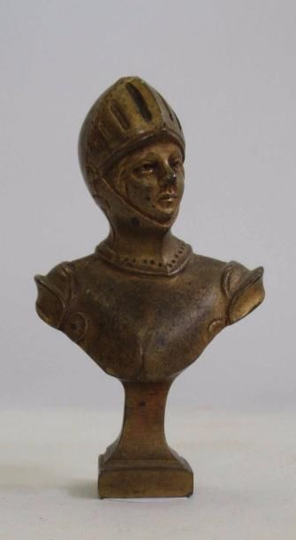null LEROY "Jeanne d'Arc" Tampn en bronze à patine dorée signée au revers - Ht :...