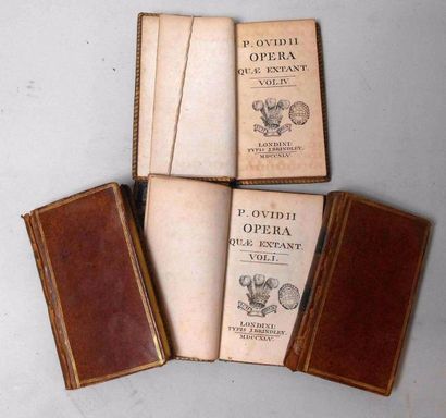 null P. OVIDII "Opera Quae Extant" 4 volumes reliés in-18 avec tranches dorées -...