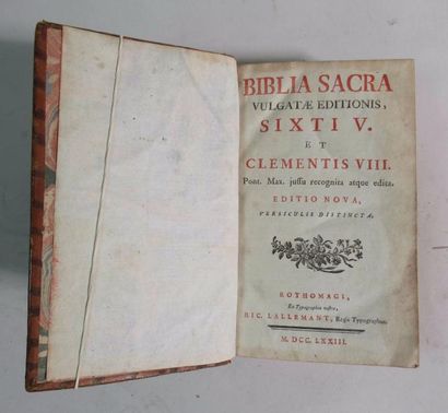 null Clément VIII et Sixte V. - Biblia Sacra. - Un volume relié in-12 en pleine reliure...