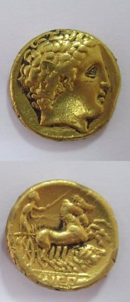 null ROYAUME DE MACEDOINE - PHILIPPE II (359-336) Tête laurée d'Apollon R/Bige de...