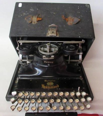 null Vieille machine à écrire 