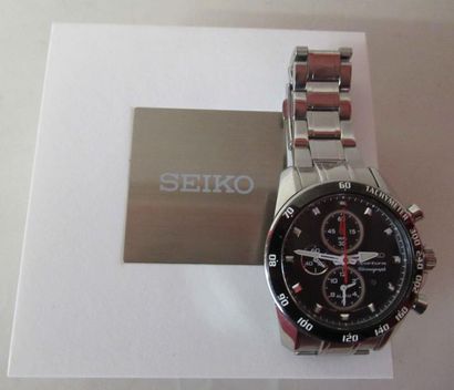 null SEIKO - Chronographe Sportura - Montre chronographe d'homme en acier à fond...