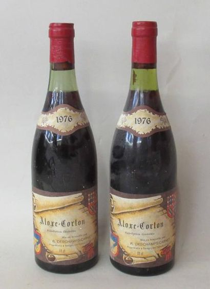 null 2 bouteilles de ALOXE CORTON Deschamps Carnet 1976 