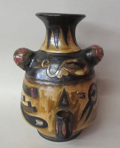 null Roger GUERIN (1896-1954) - Vase en grès à décor d'oiseaux et de motifs géométriques...