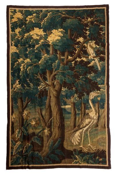 null Tapisserie d’Aubusson en laine et soie, du XVIIIe siècle. Dans un sous bois...
