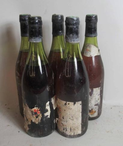 null 5 bouteilles de GIGONDAS Rosé 198? (étiquettes abimées et manquantes) 