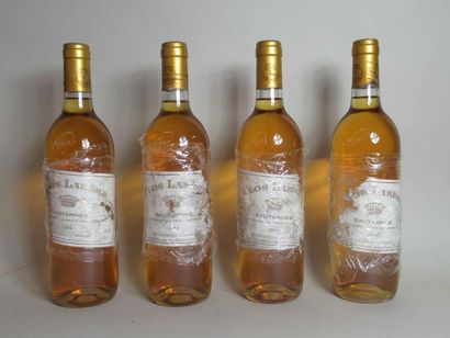 null 4 bouteilles de SAUTERNES "Clos Labère" Chateau Rieussec à Fargues 1984 (étiquettes...