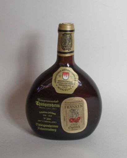 null 1 bouteille de GRANDE FINE CHAMPAGNE La Vieille Réserve Chateau du Breuilh Cognac...