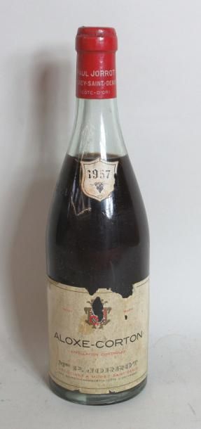 null 1 bouteille ALOXE CORTON Domaine P. Jorrot 1957 (niveau à 3 cm) (étiquette abimée)...