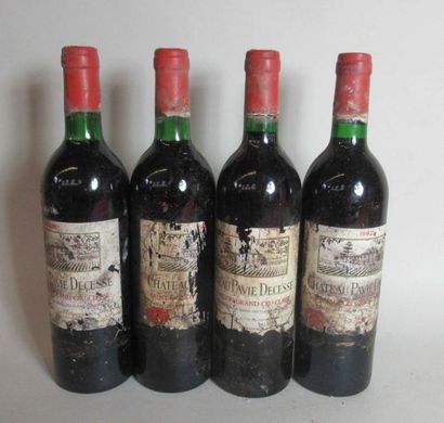 null 4 bouteilles de CHATEAU PAVIE-DECESSE Saint Emilion Grand Cru Classé 1982 (étiquettes...