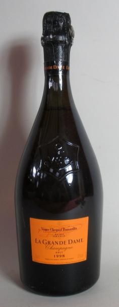 null 1 bouteille de GRANDE DAME VEUVE CLICQUOT PONSARDIN Brut 1998 