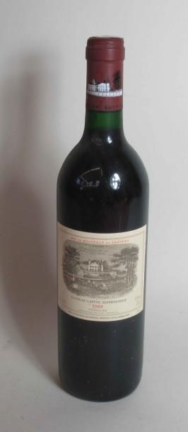 null 1 bouteille de CHATEAU LAFITE-ROTHSCHILD Pauillac 1989 