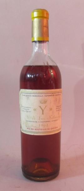 null 1 bouteille de CHATEAU YQUEM "Grand Y" Marquis de Lur Saluces 1962 (étiquette...