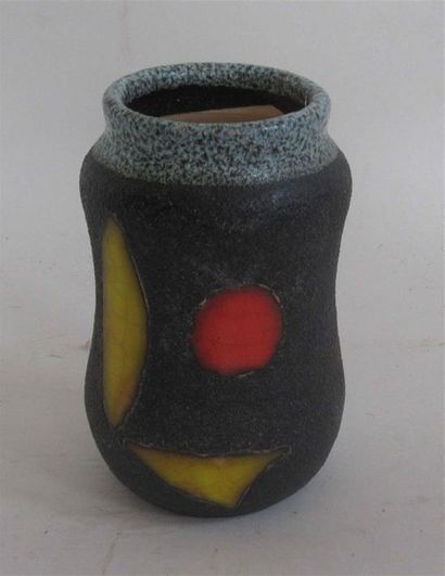 null Gilbert VALENTIN (1928-2001) - LES ARCHANGES "Abstraction" Pot à crayon à renflement...