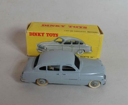 null DINKY TOYS 24X Ford Vedette "54" grise ( frottements) 