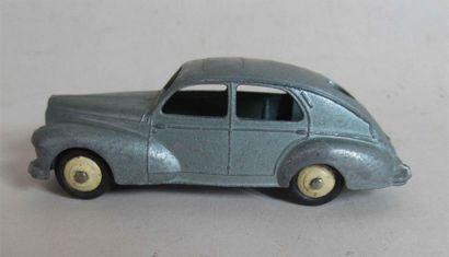 null DINKY TOYS 24R Peugeot 203 gris clair 