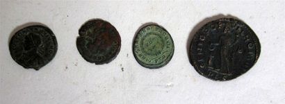 null Lot de pièces de monnaies démonétisées dont Ecu France, pièces révolutionnaires...