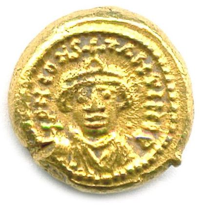null CONSTANS II Septembre 641 - 15 juillet 668 Buste imberbe de l'empereur diadémé...