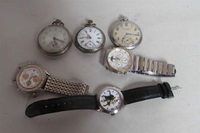 null Ensemble de trois montres de gousset en métal et argent - Deux montres bracelet...