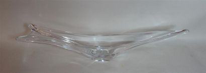 null DAUM FRANCE - Coupe à fruits en cristal - Signé sur la base - Lg : 59 cm 