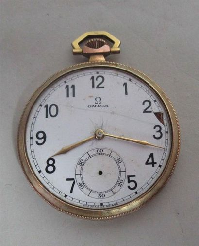 null OMEGA - Années 20 Montre chronomètre de gousset en métal doré, le cadran de...