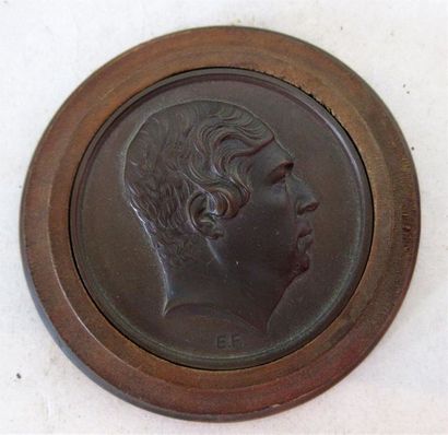 null E.F. - Jean Auguste Dominique INGRES - Médaille en bronze marquée "Peintre d'histoire,...
