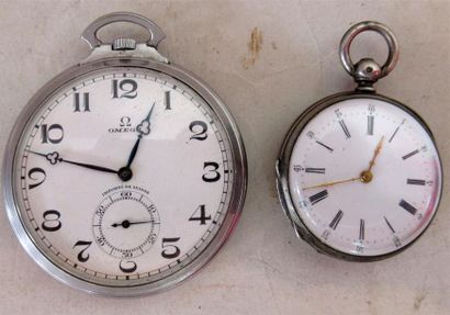 null OMEGA - Montre de gousset chronomètre en métal, le cadran rond à fond émaillé...