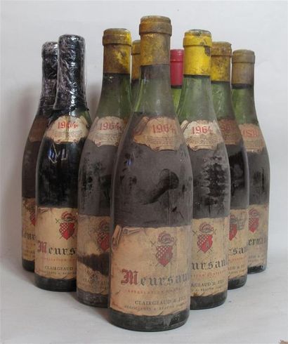 null 10 bouteilles : 8 bouteilles MEURSAULT 1964 Clairgeaud et Fils, niveaux : 1...