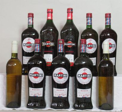 null Lot comprenant 8 bouteilles de MARTINI dont 2 magnums , 2 bouteilles sans étiquettes...