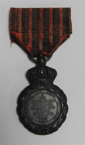 null Médaille en bronze Napoléon Ier Empereur, le dos marqué "A ses compagnons de...